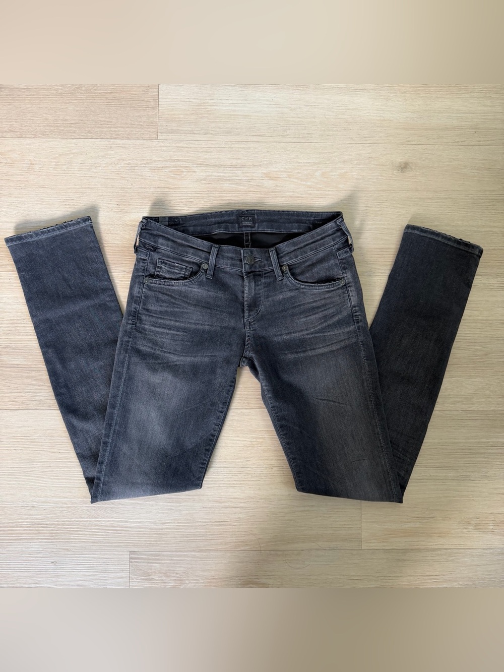 Citizens of Humanity Racer low-rise skinny jeans Size 25
